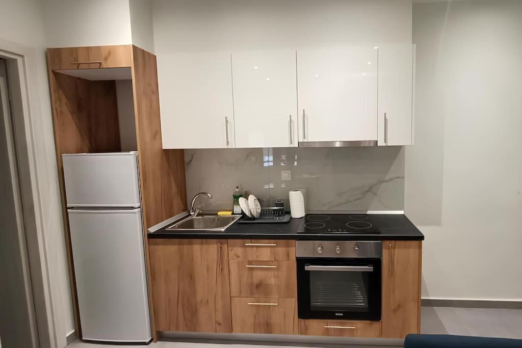 Voula'S Apartment, Птолемайда Екстериор снимка